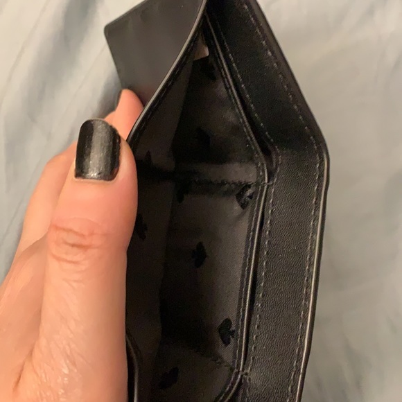 Like new Kate spade trifold compact wallet black - Picture 3 of 4
